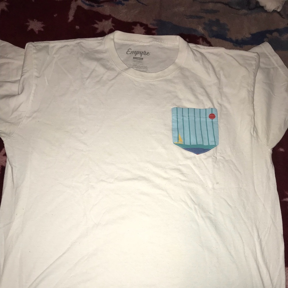 Mens xl empyre shirt